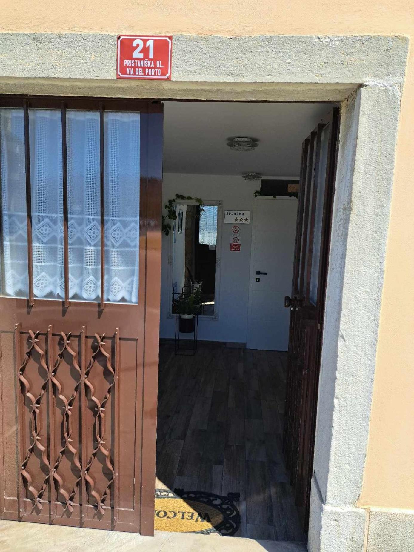 Istrabella Apartment Копер Экстерьер фото